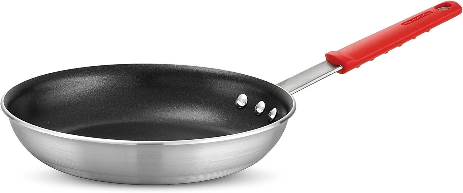 Frying Pan Faceoff: Tramontina's Nonstick Magic in Action